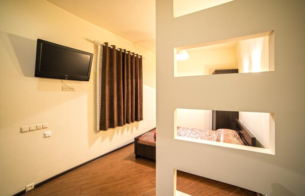 Apartment On Rappoporta 7B - 2 리비프 외부 사진