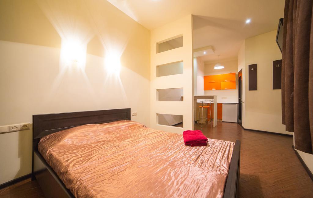 Apartment On Rappoporta 7B - 2 리비프 외부 사진