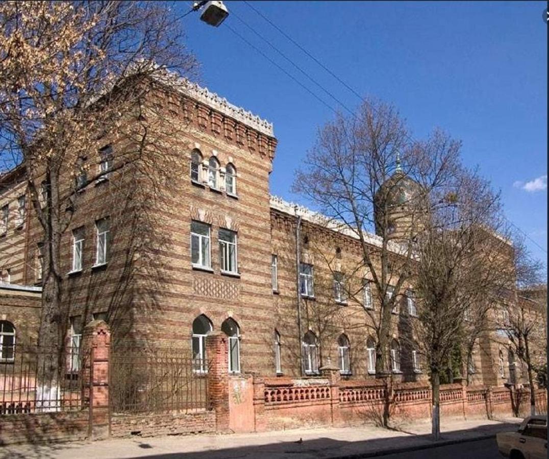 Apartment On Rappoporta 7B - 2 리비프 외부 사진